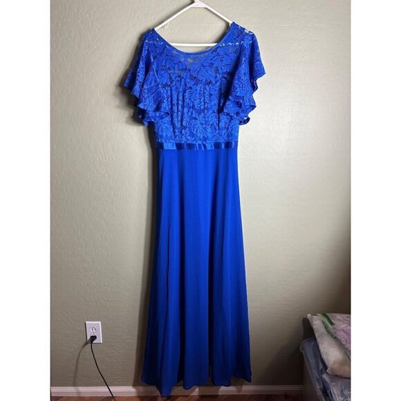 NWT Dress Tells Blue Fancy Formal Maxi Dress Lace Size Large - Picture 1 of 4